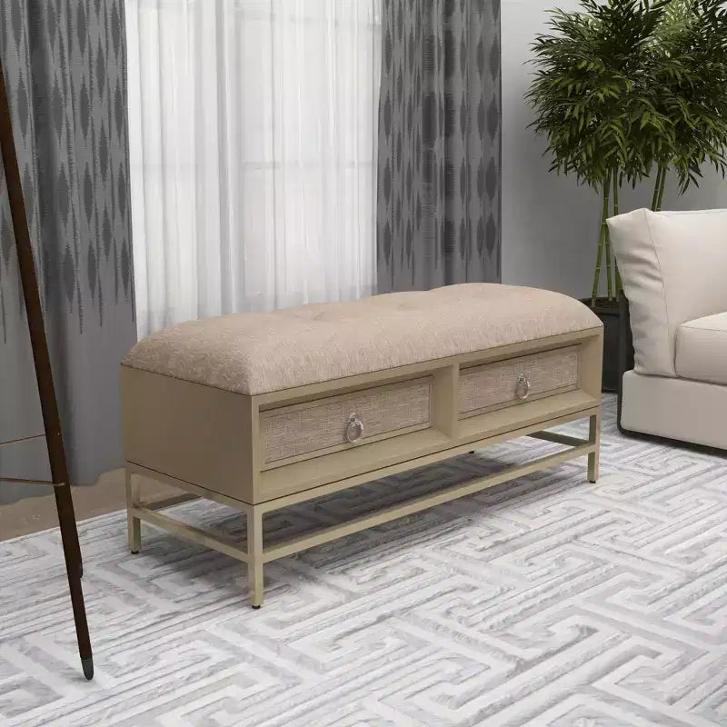 Banc de rangement contemporain en lin beige avec cadre en bois capitonné